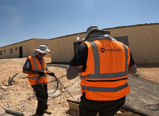 פריסת סיבים אופטיים